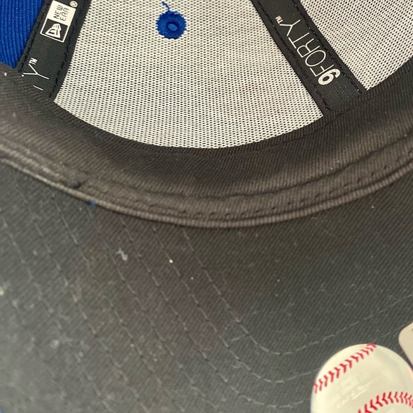 NEW Toronto Blue Jays Hat Adjustable Baseball Hat Authentic Blue Jays Unisex Hat - Picture 5 of 5